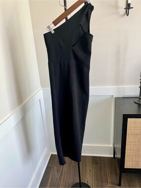lauriell emerald green wrap front midi dress PrettyLittleThing | Dresses | Lauriell Emerald Green Wrap Front Midi Dress